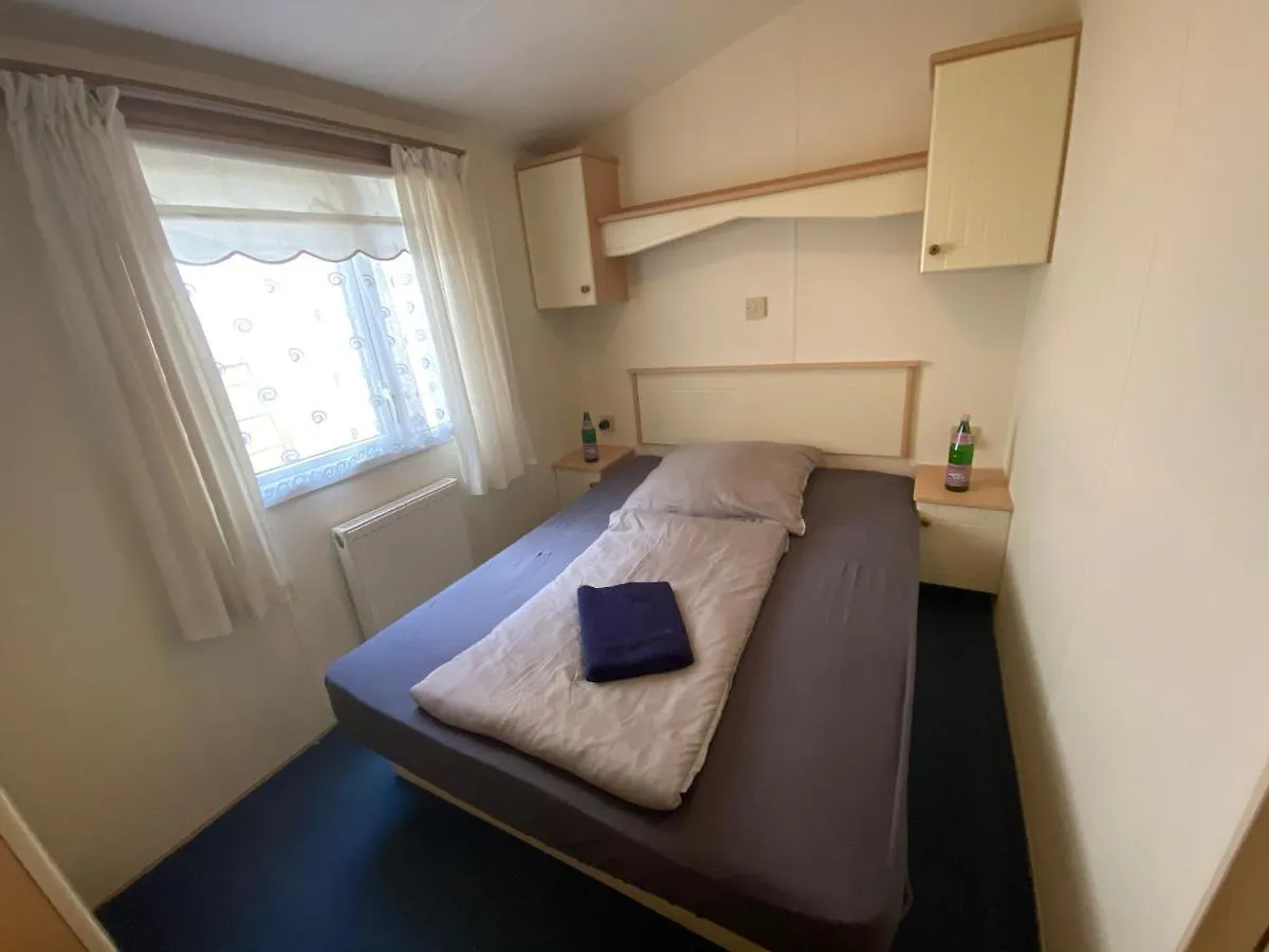 Blitz Blank Neue Messe Apartment Leipzig 0*,